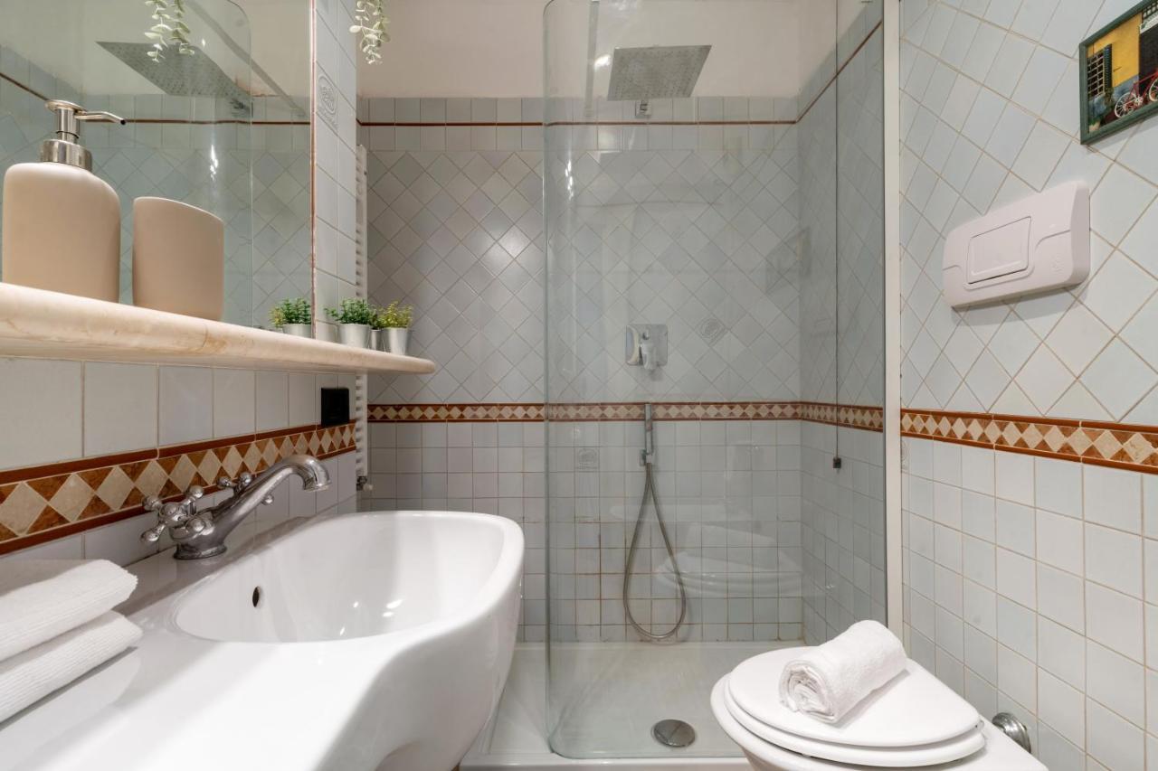 Porta Genova Navigli Classy Flat Milan Bagian luar foto