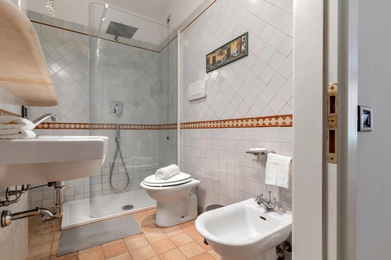 Porta Genova Navigli Classy Flat Milan Bagian luar foto